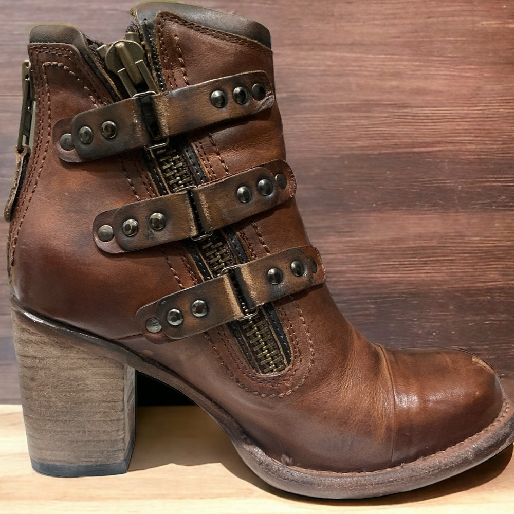 FREEBIRD BECKETT ANKLE BOOTS WOMEN’S